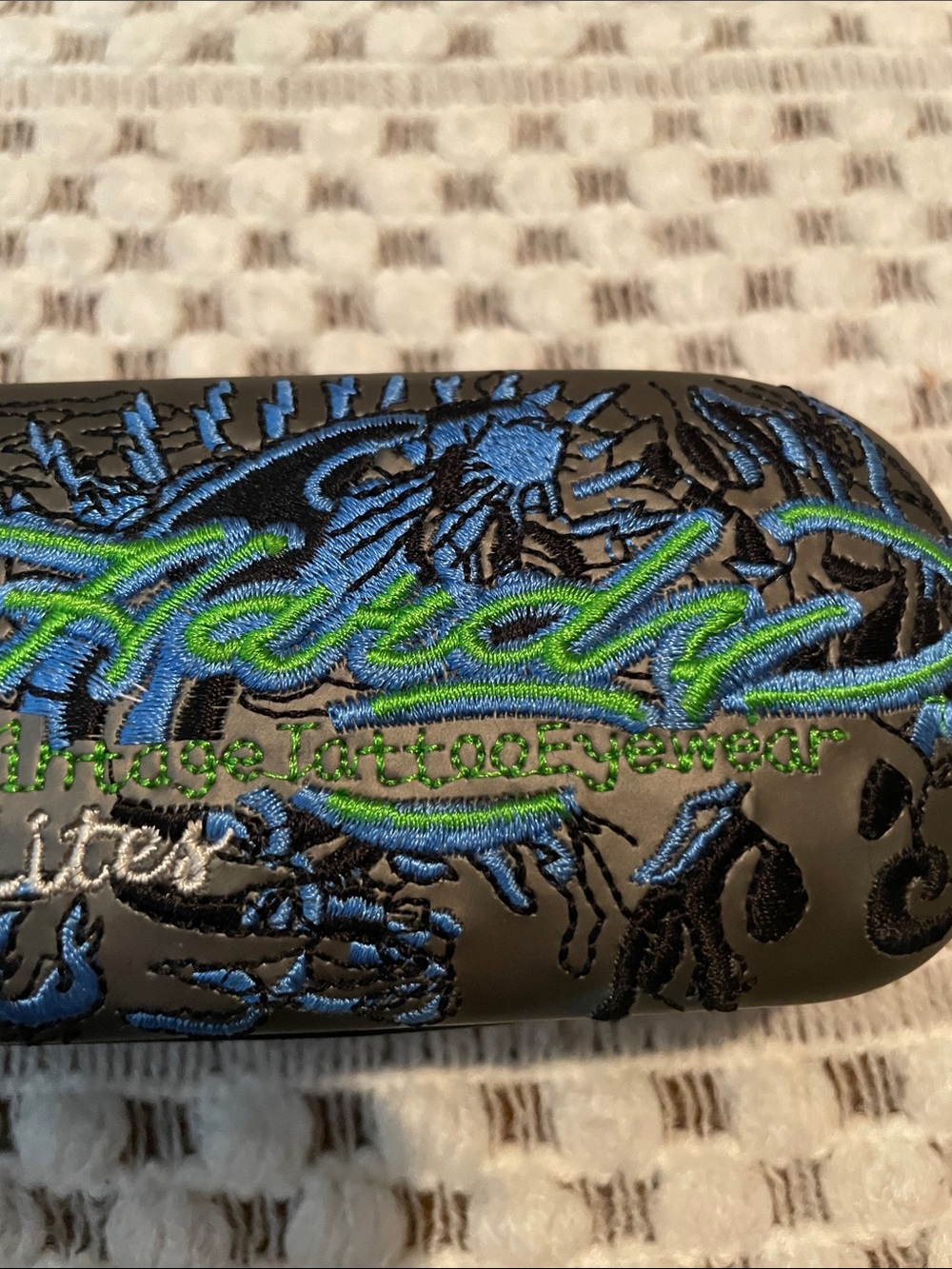 Ed Hardy by Christian Audigier Eyeglasses Sunglasses Hard Case Blue Embroidered - Picture 2 of 10
